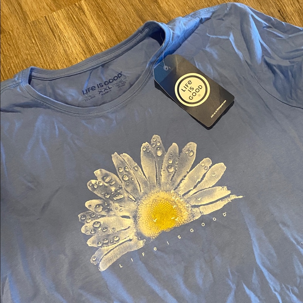 Life is good daisy flower xxl New with tags tee top shirt blue shirt sleeve - Picture 4 of 4